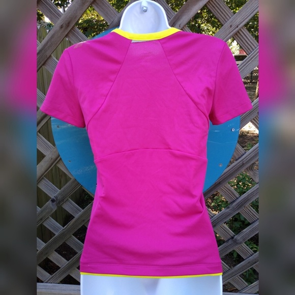 REEBOK PLAY DRY athletic top - Picture 2 of 6